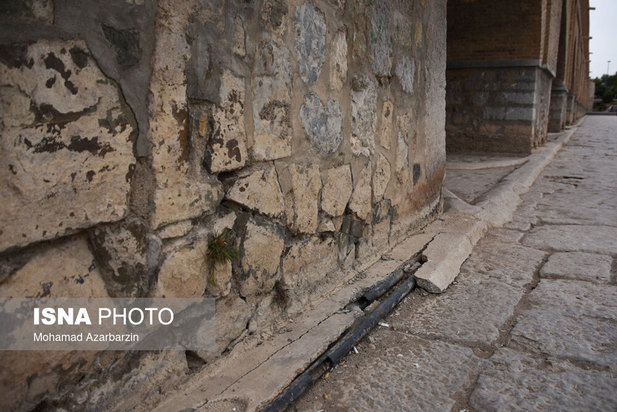 تخریب پل‌های تاریخی اصفهان