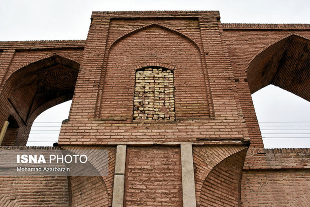 تخریب پل‌های تاریخی اصفهان