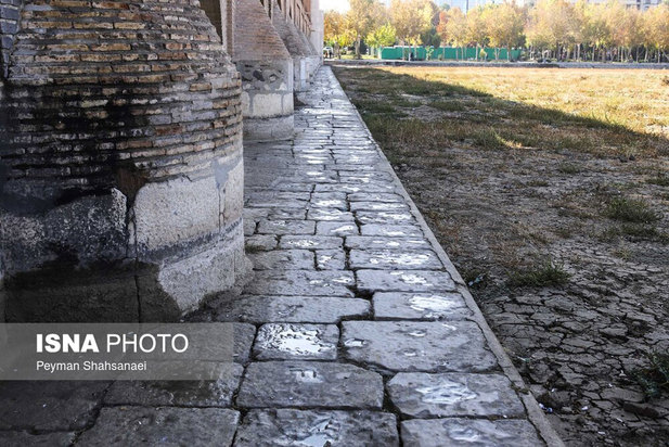 تخریب پل‌های تاریخی اصفهان
