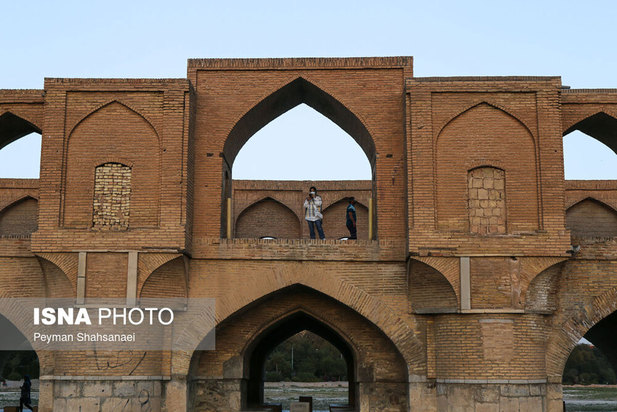 تخریب پل‌های تاریخی اصفهان