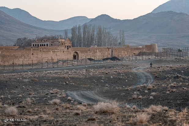 قلعه قمیشلو گنجینه رو به ویرانی