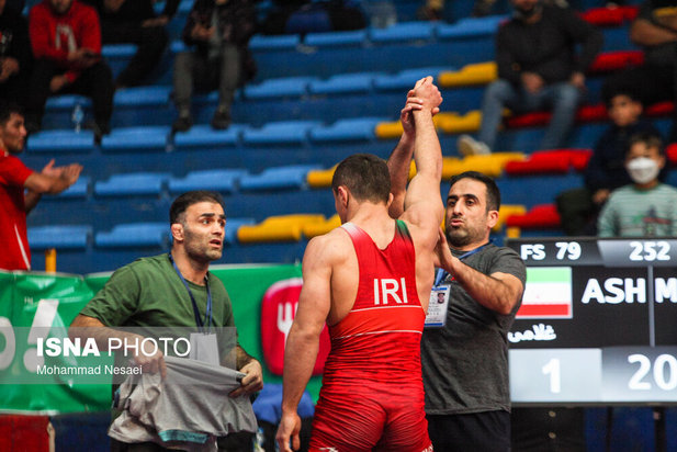 رقابت‌های کشتی آزاد قهرمانی کشور