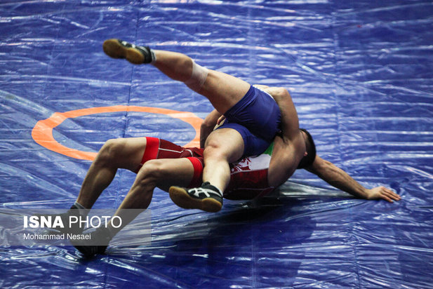 رقابت‌های کشتی آزاد قهرمانی کشور