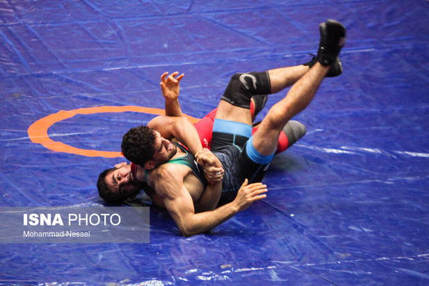 رقابت‌های کشتی آزاد قهرمانی کشور