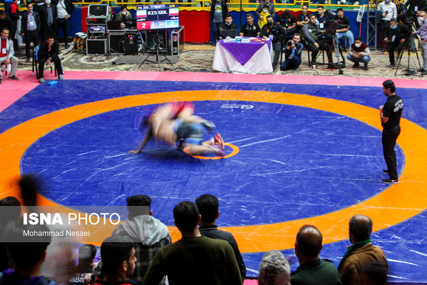 رقابت‌های کشتی آزاد قهرمانی کشور