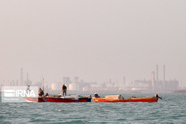 تبعات زیست محیطی پتروشیمی ماهشهر