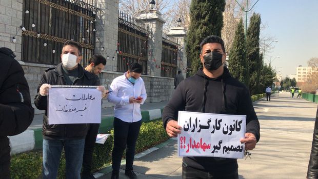 دلیل ریزش بورس