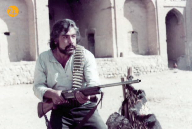 منوچهر وثوق