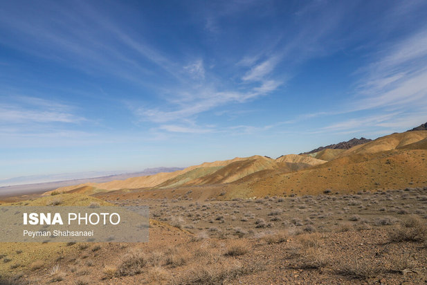 یخاب چشم انتظار نجات