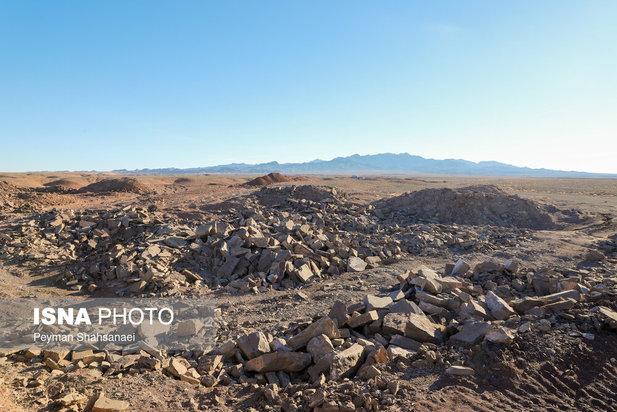 یخاب چشم انتظار نجات