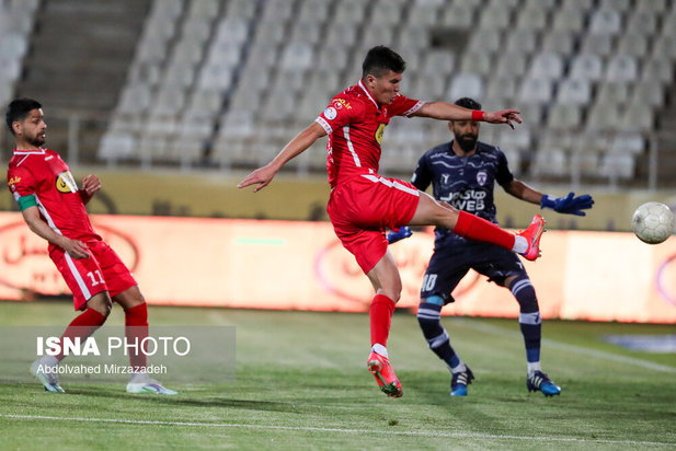 دیدار جذاب پرسپولیس و هوادار