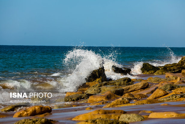 بهشت گمشده ایران
