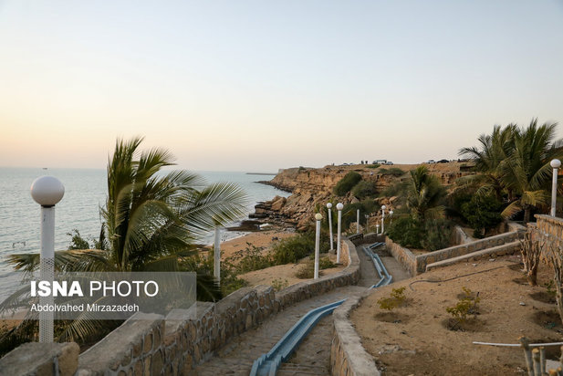 بهشت گمشده ایران