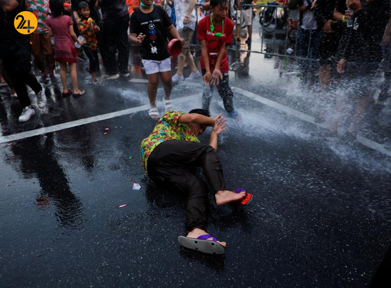 جشن آب در تایلند