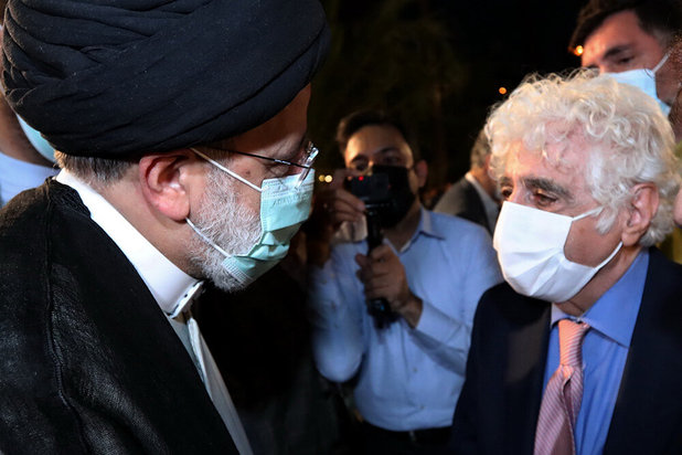 افطاری رئیسی با هنرمندان