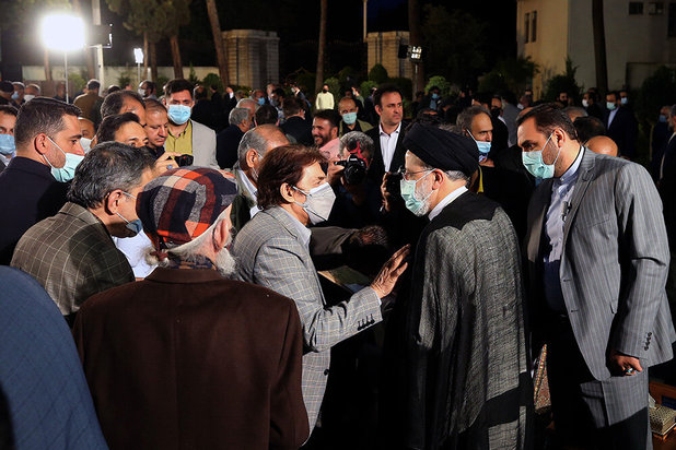 افطاری رئیسی با هنرمندان