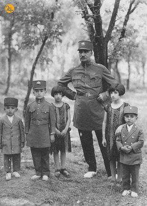 تصاویر کمتر دیده شده از رضاشاه پهلوی