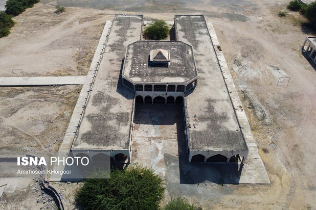 مدرسه جری پولاک در جزیره هرمز