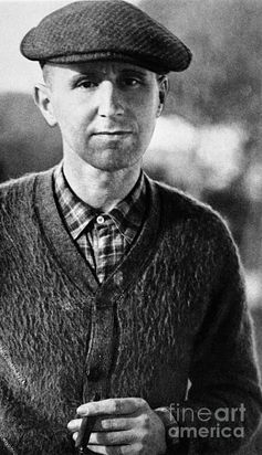 برتولت برشت