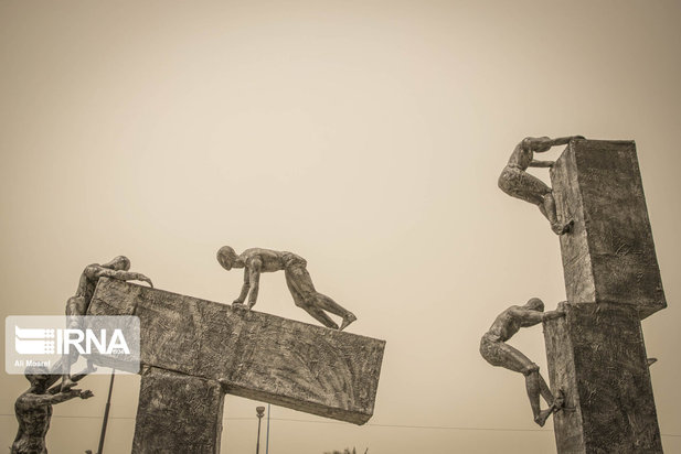 اهواز محو در گرد و خاک