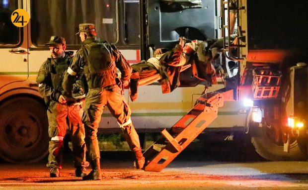 نظامیان اوکراینی در اسارت سربازان روسی