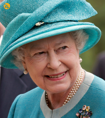 ملکه الیزابت دوم از کودکی تا کنون