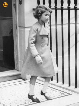 ملکه الیزابت دوم از کودکی تا کنون