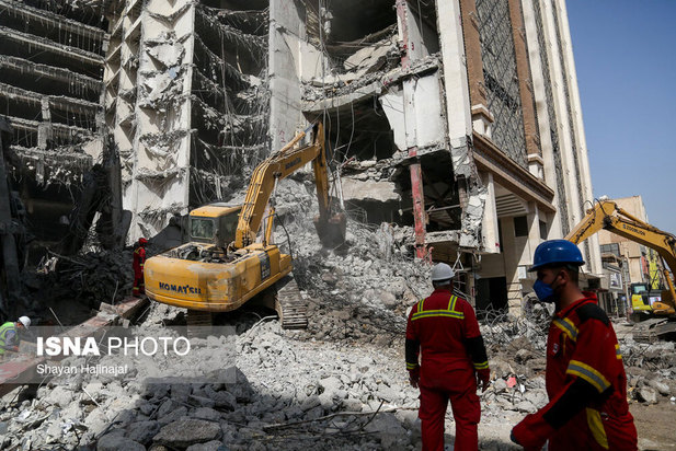 متروپل آبادان هفتمین روز پس از حادثه