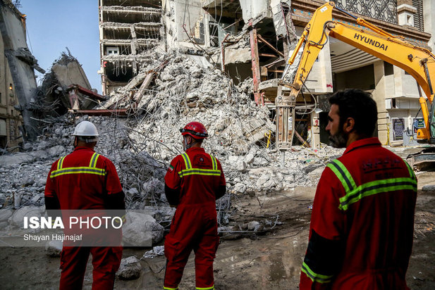 متروپل آبادان هفتمین روز پس از حادثه