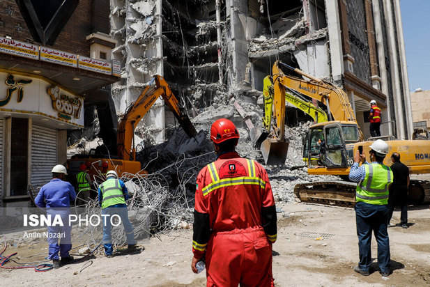 متروپل آبادان هفتمین روز پس از حادثه