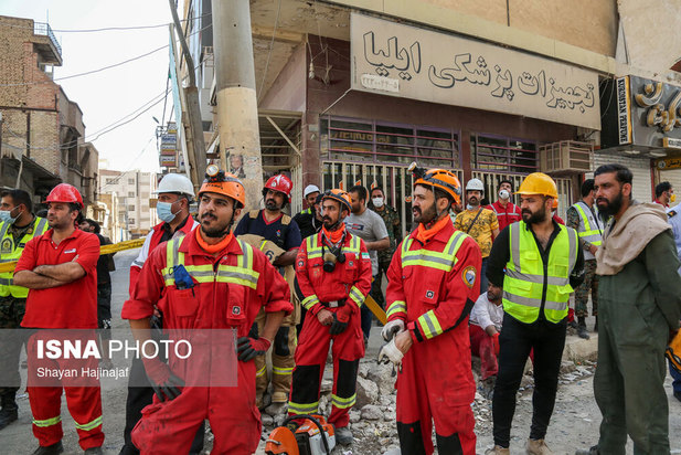 متروپل آبادان هفتمین روز پس از حادثه