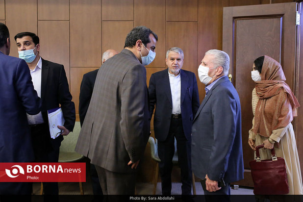 رونمایی از سردیس چهره های ماندگار ورزش ایران