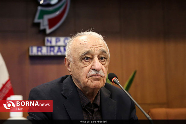 رونمایی از سردیس چهره های ماندگار ورزش ایران