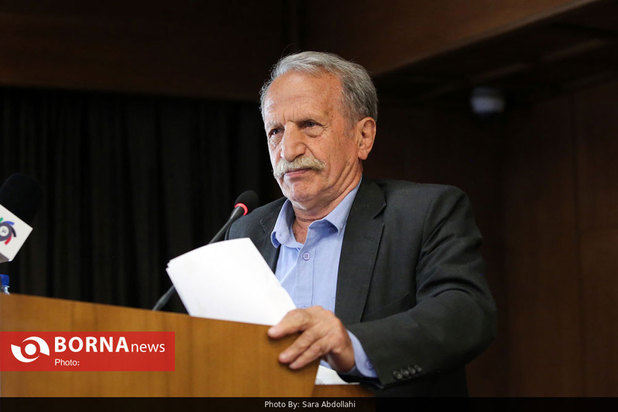 رونمایی از سردیس چهره های ماندگار ورزش ایران