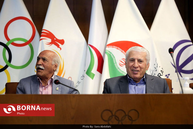 رونمایی از سردیس چهره های ماندگار ورزش ایران