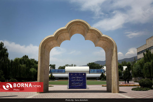 رونمایی از سردیس چهره های ماندگار ورزش ایران