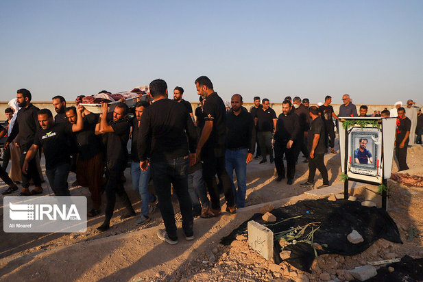 تشییع پیکر جانباختگان متروپل