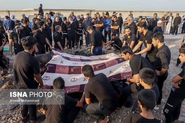 تشییع پیکر جانباختگان متروپل