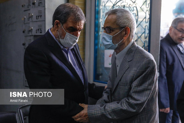 مراسم یادبود جانباختگان فاجعه متروپل آبادان