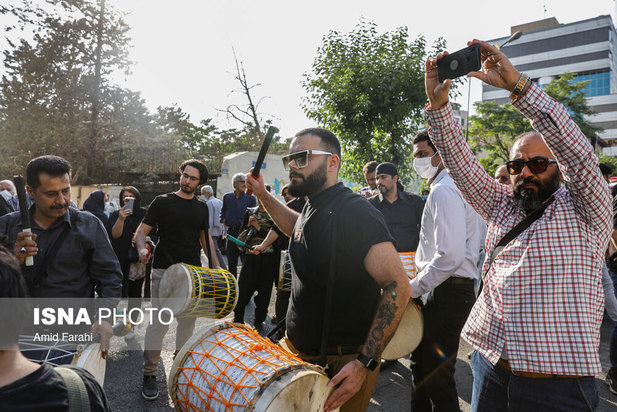 مراسم یادبود جانباختگان فاجعه متروپل آبادان