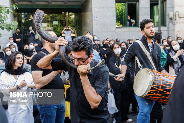 مراسم یادبود جانباختگان فاجعه متروپل آبادان