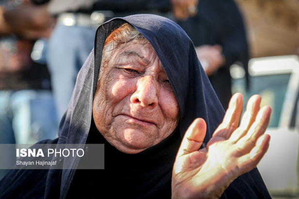 عزاداری آبادانی ها برای جانباختگان متروپل