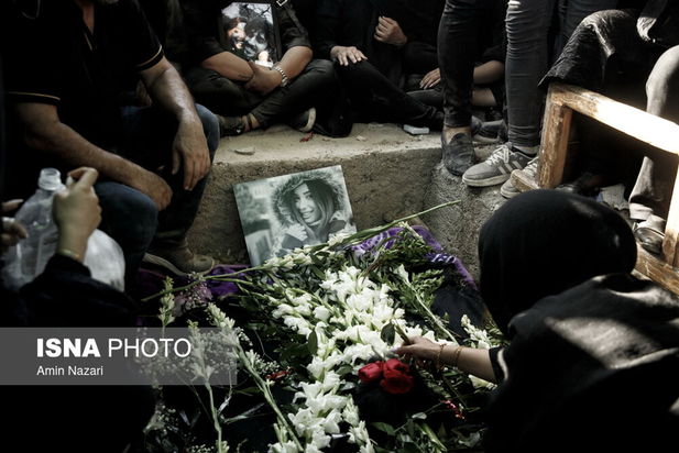 عزاداری آبادانی ها برای جانباختگان متروپل