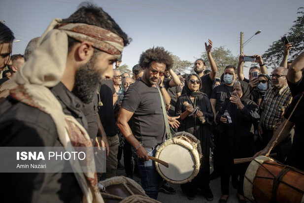 عزاداری آبادانی ها برای جانباختگان متروپل