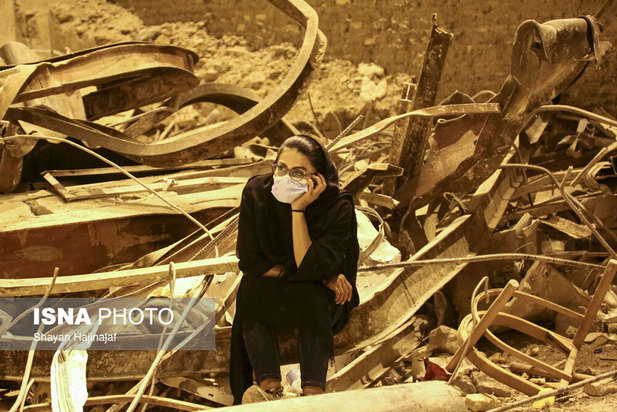 زنان داغدیده‌‌ی فاجعه متروپل