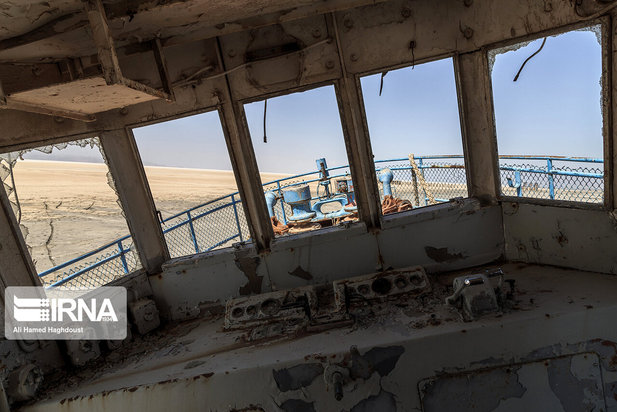 دریاچه ارومیه یا کویر نمک