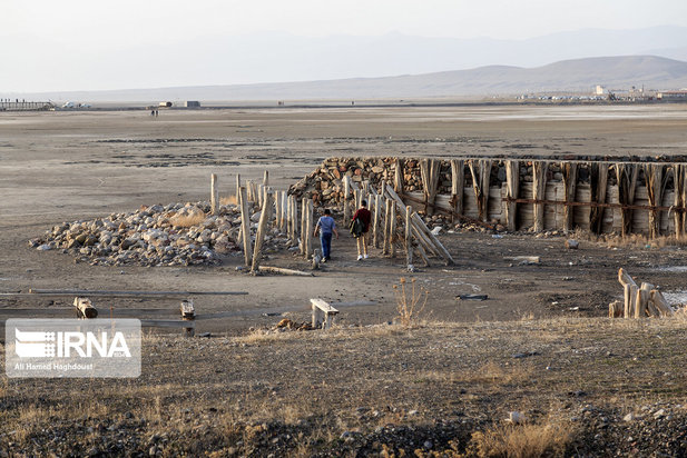 دریاچه ارومیه یا کویر نمک