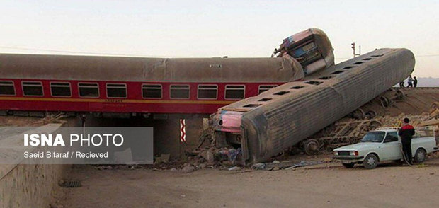 خروج قطار از ریل در طبس
