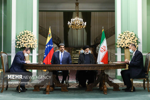 مراسم استقبال رسمی از رئیس جمهور ونزوئلا