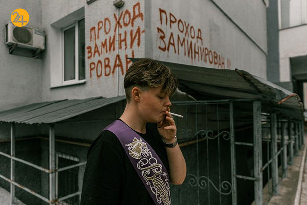 عکاسی از دانش‌آموزان فارغ‌التحصیل اوکراین